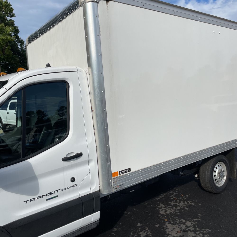 2023 Ford Transit Commercial 250 Cutwy AWD SRW 156WB