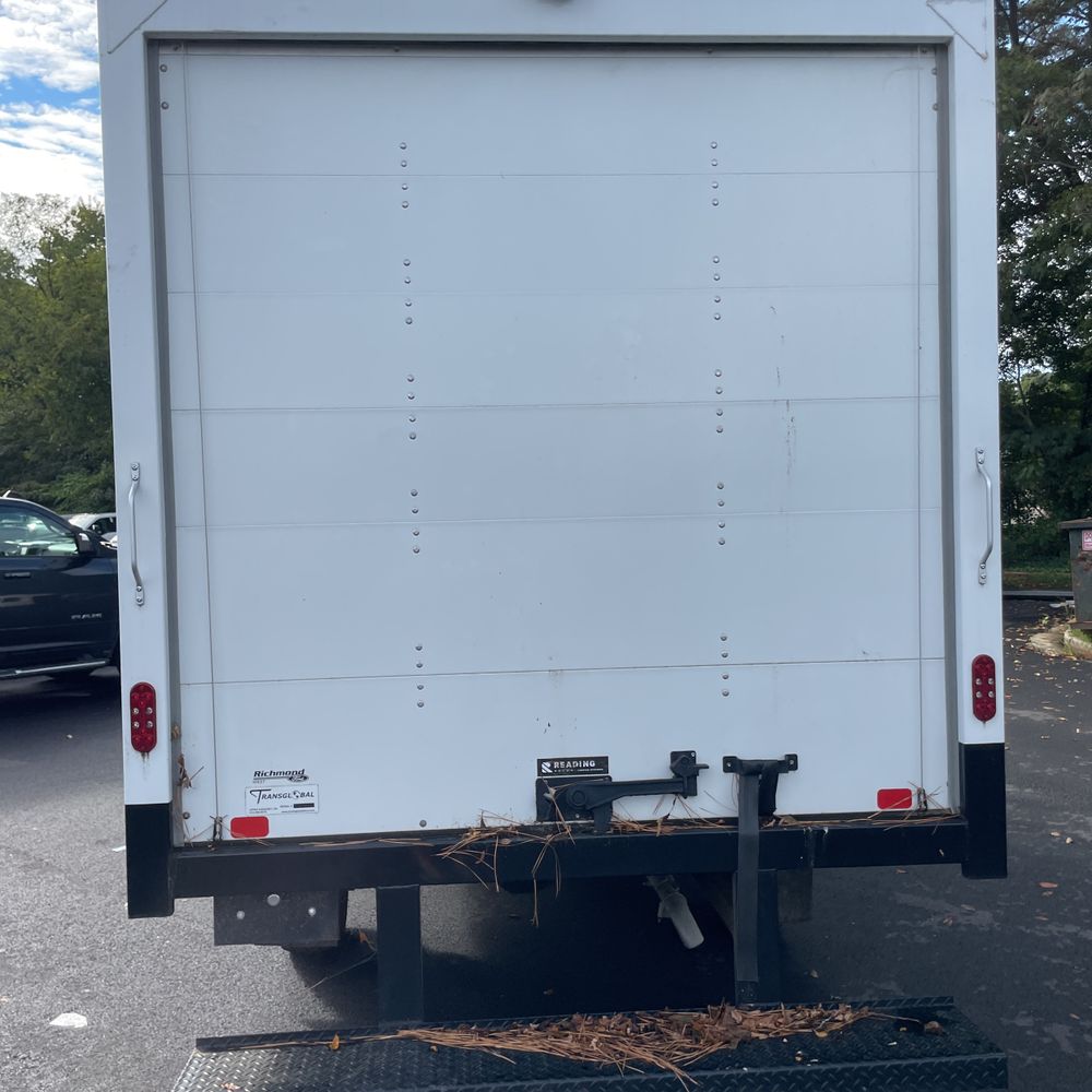 2023 Ford Transit Commercial 250 Cutwy AWD SRW 156WB