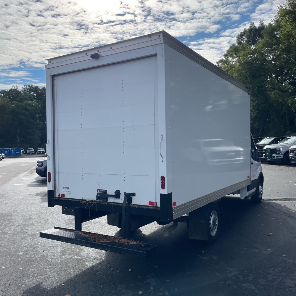 2023 Ford Transit Commercial 250 Cutwy AWD SRW 156WB