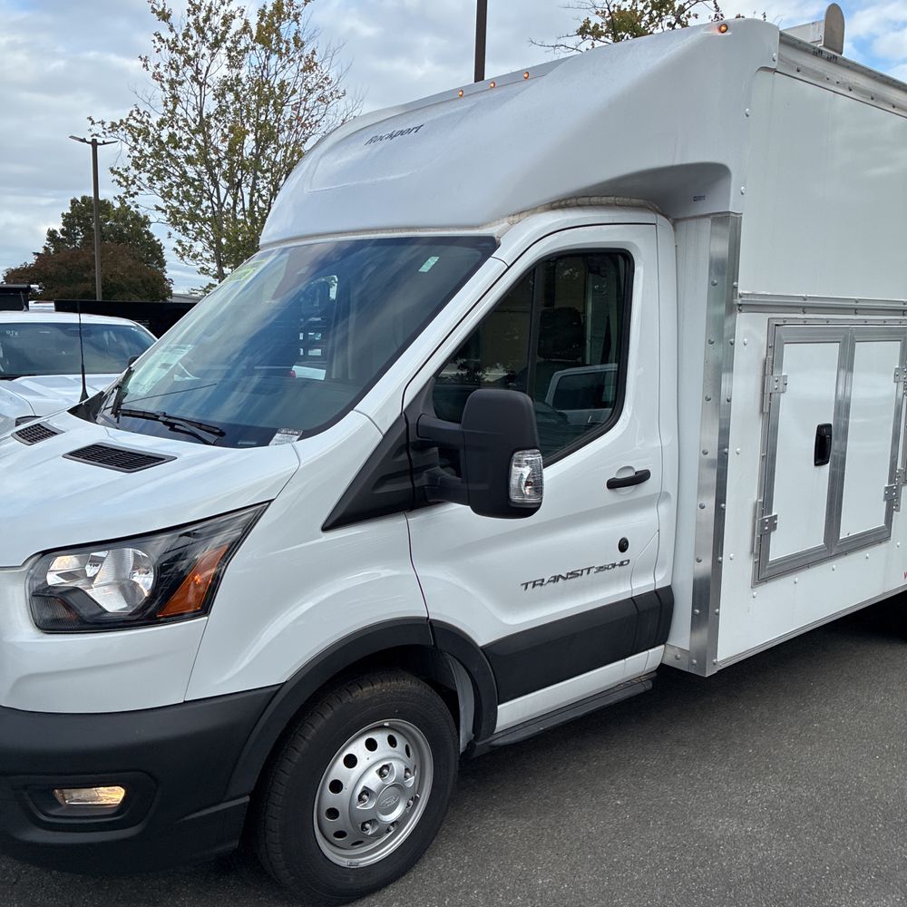 2023 Ford Transit Commercial 350 HD