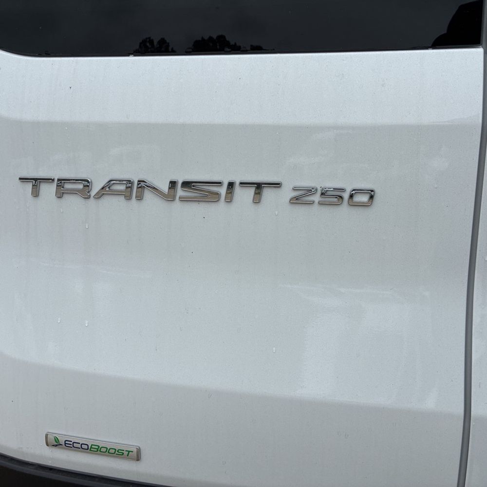 2025 Ford Transit 250