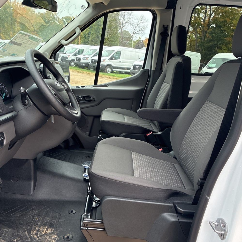 2025 Ford Transit 250