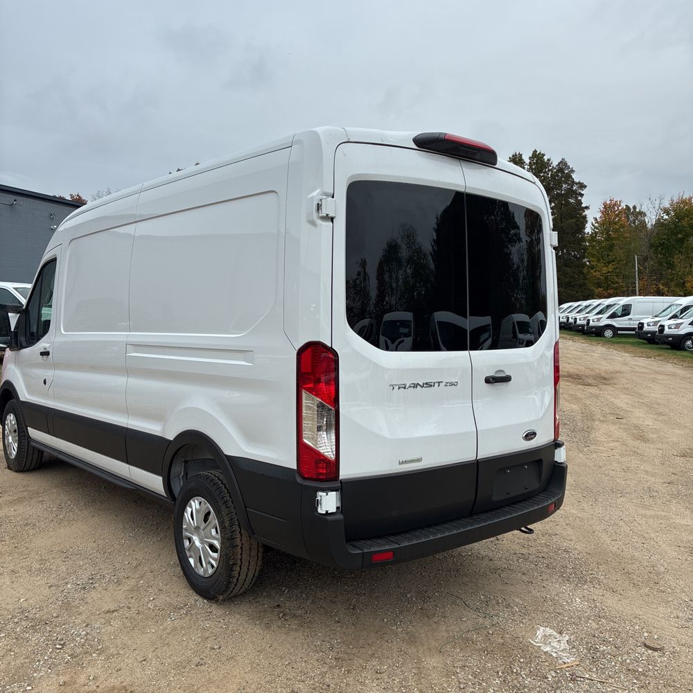 2025 Ford Transit 250