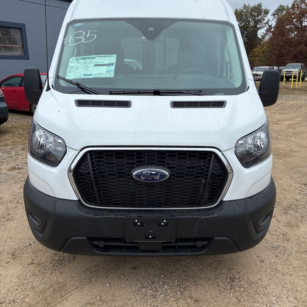 2025 Ford Transit 250