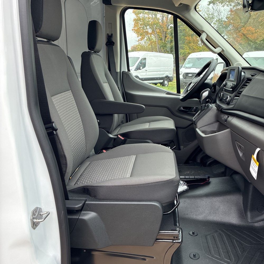 2025 Ford Transit 250