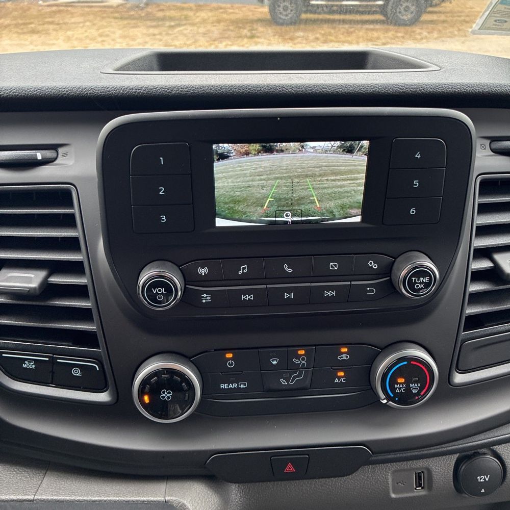 2025 Ford Transit 250