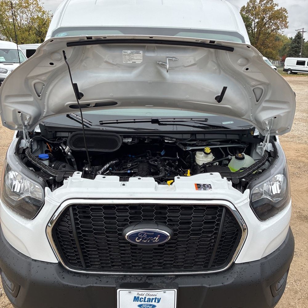 2025 Ford Transit 250