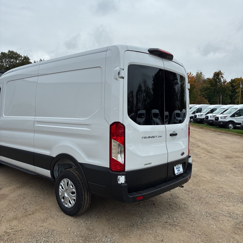 2025 Ford Transit 250