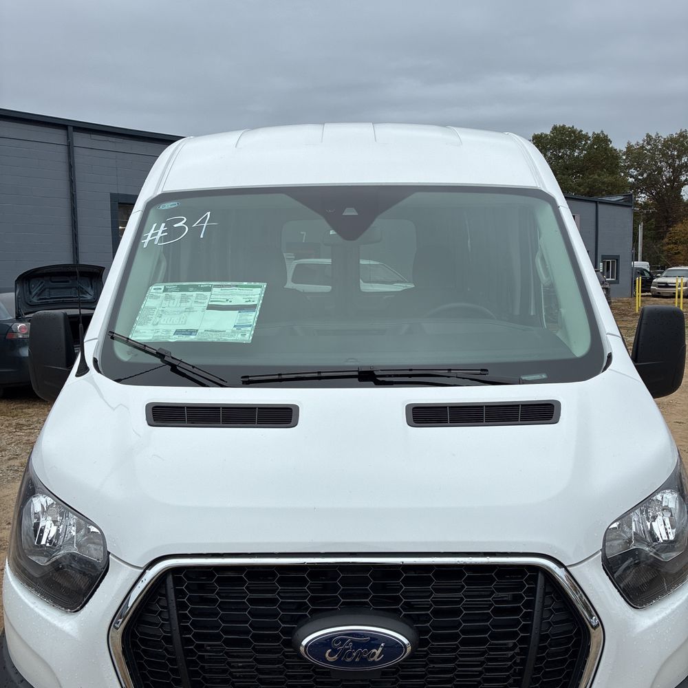 2025 Ford Transit 250