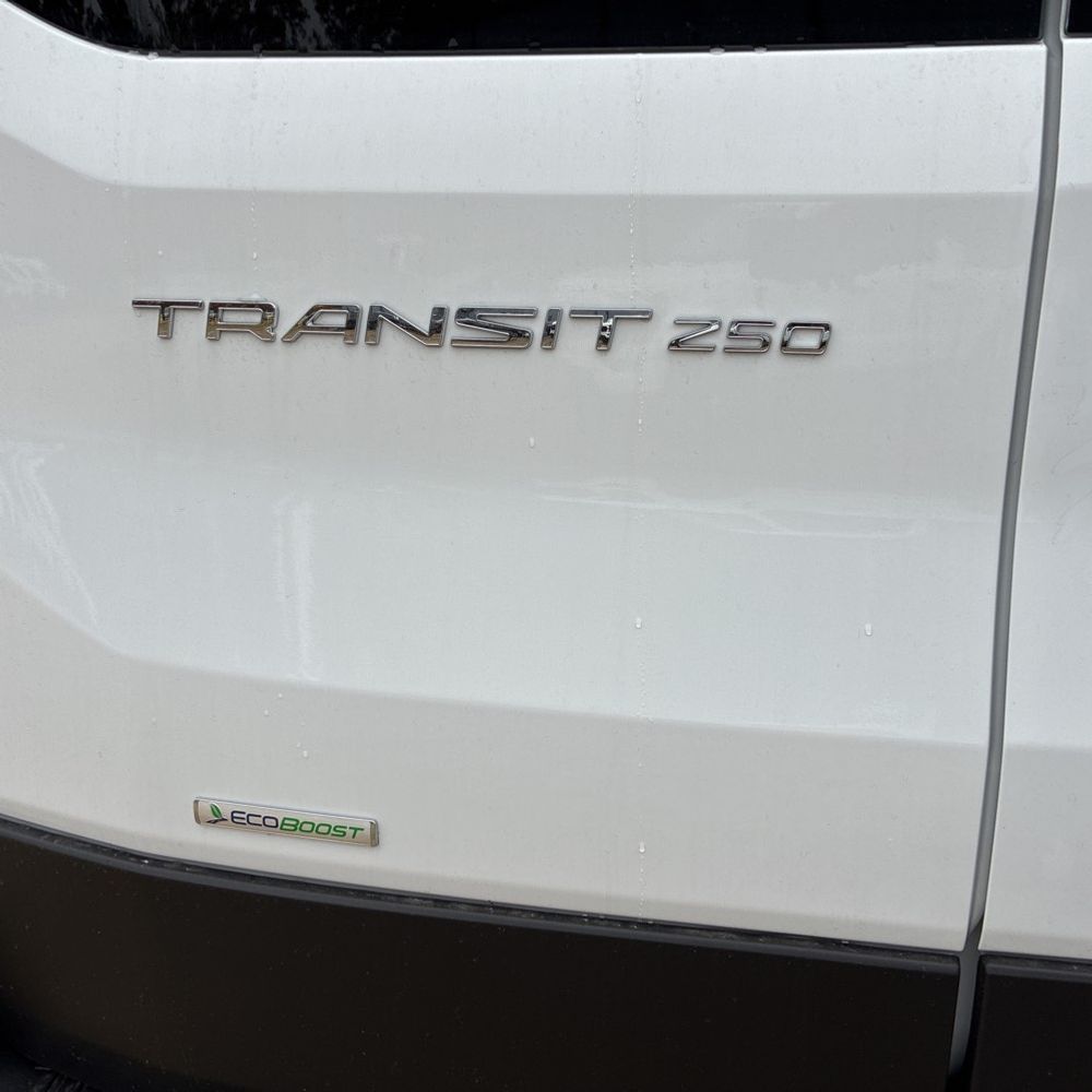 2025 Ford Transit 250
