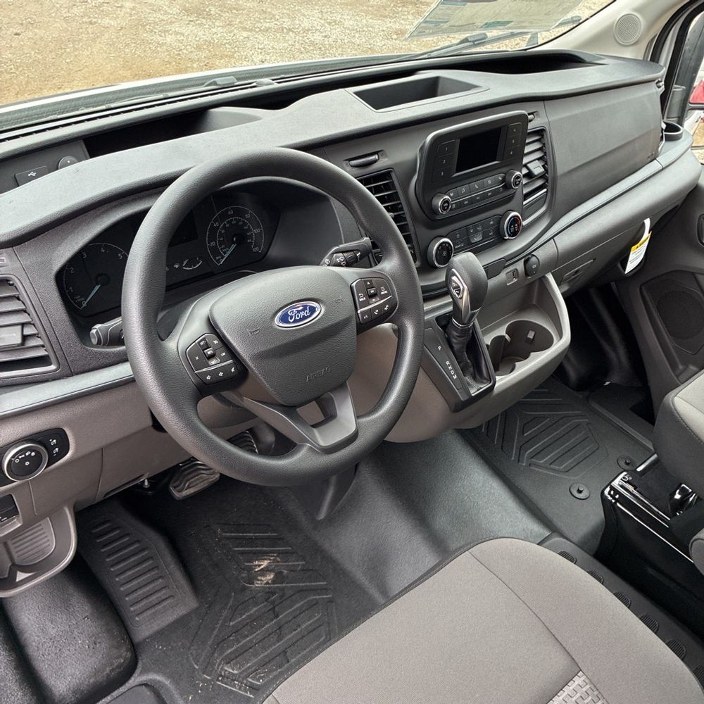 2025 Ford Transit 250