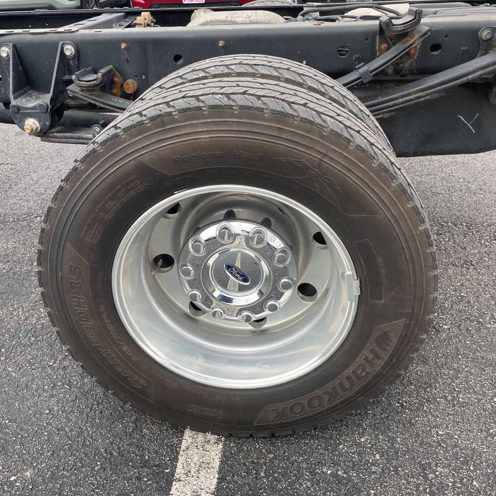 2024 Ford F600 Xlt