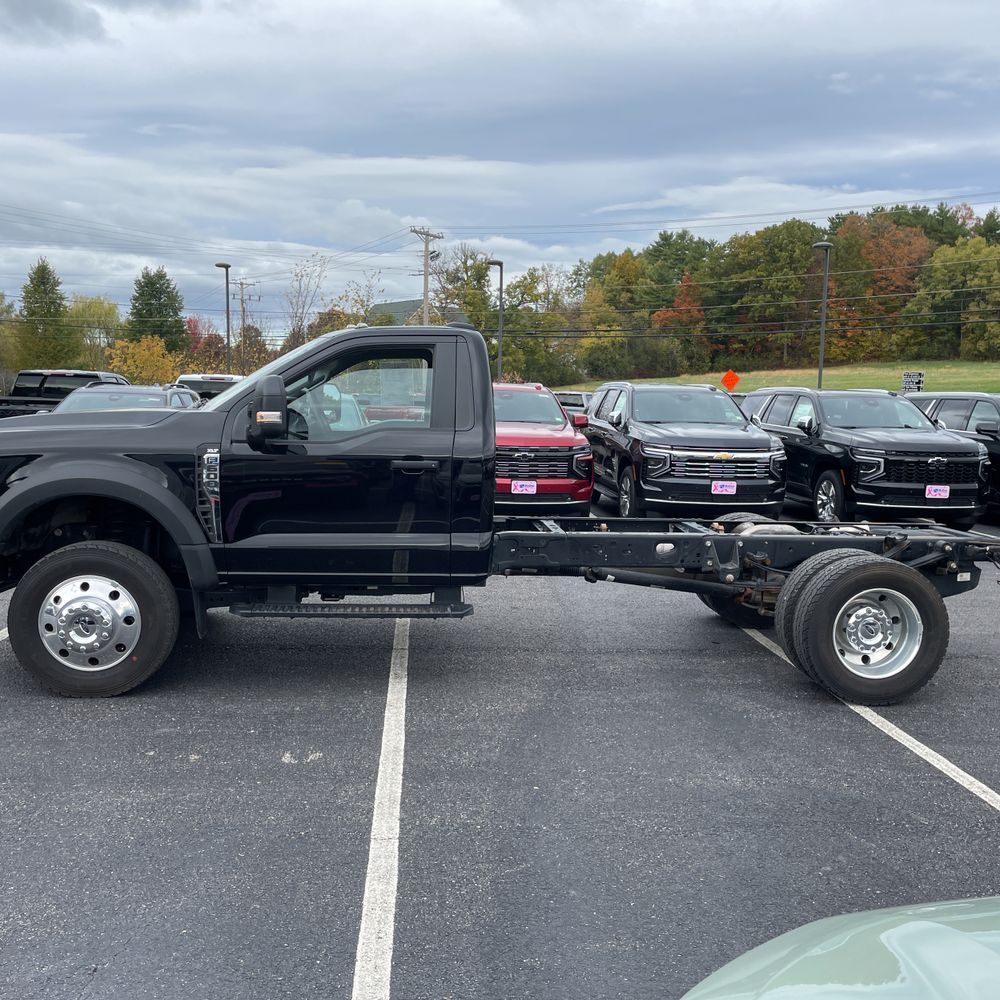 2024 Ford F600 Xlt