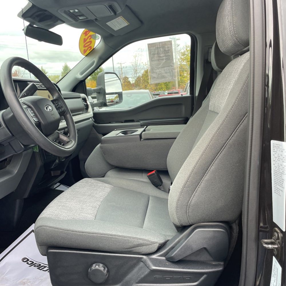 2024 Ford F600 Xlt
