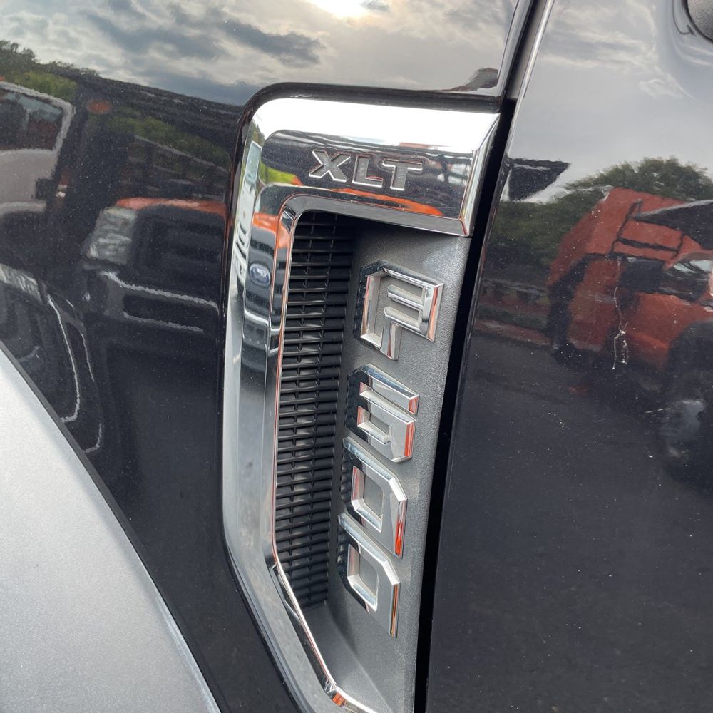 2021 Ford F600 XLT