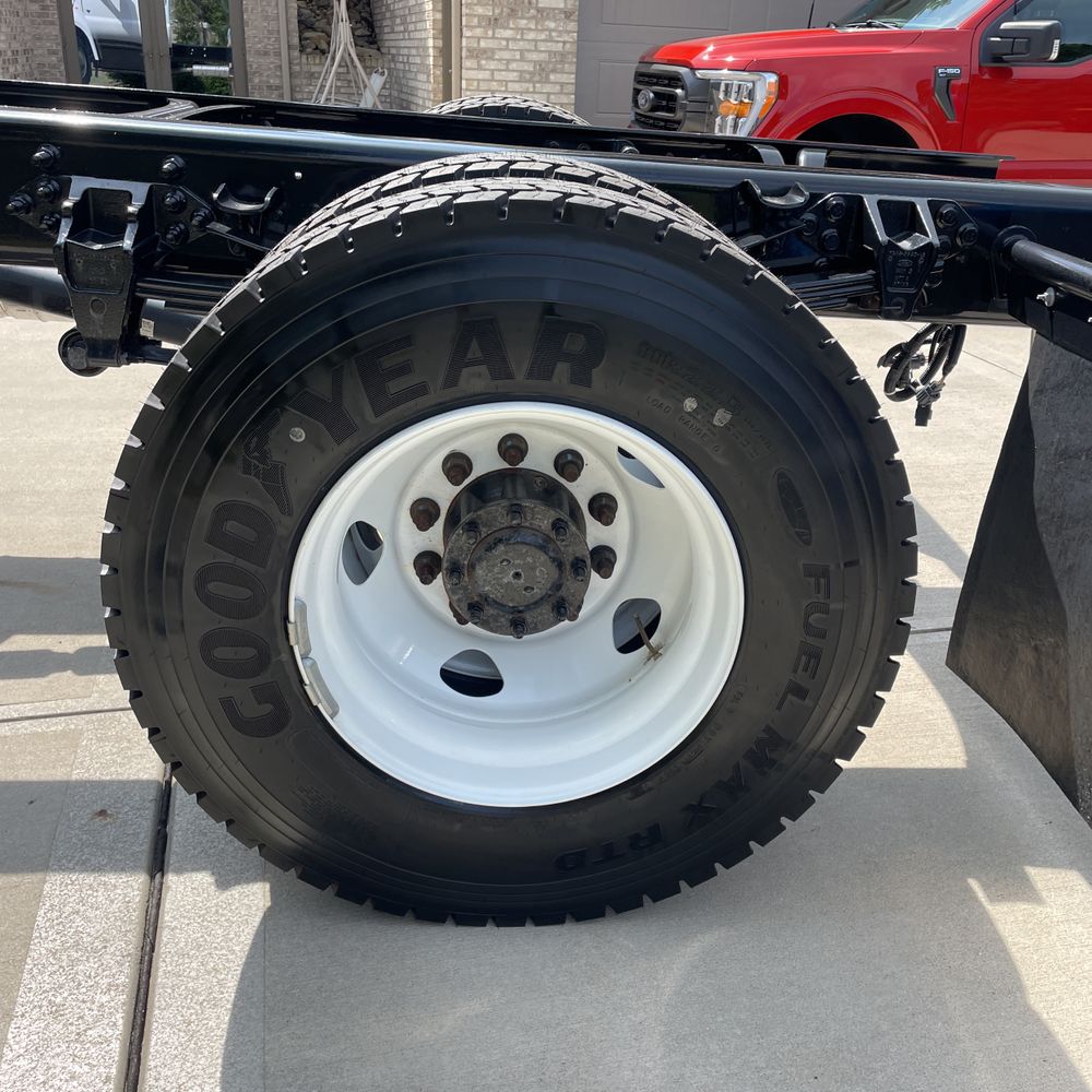 2025 Ford F-750 Super Duty