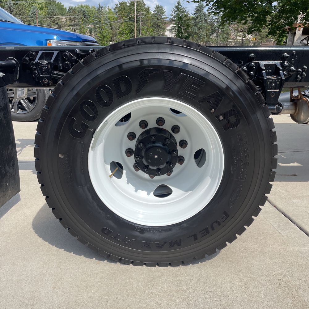 2025 Ford F-750 Super Duty