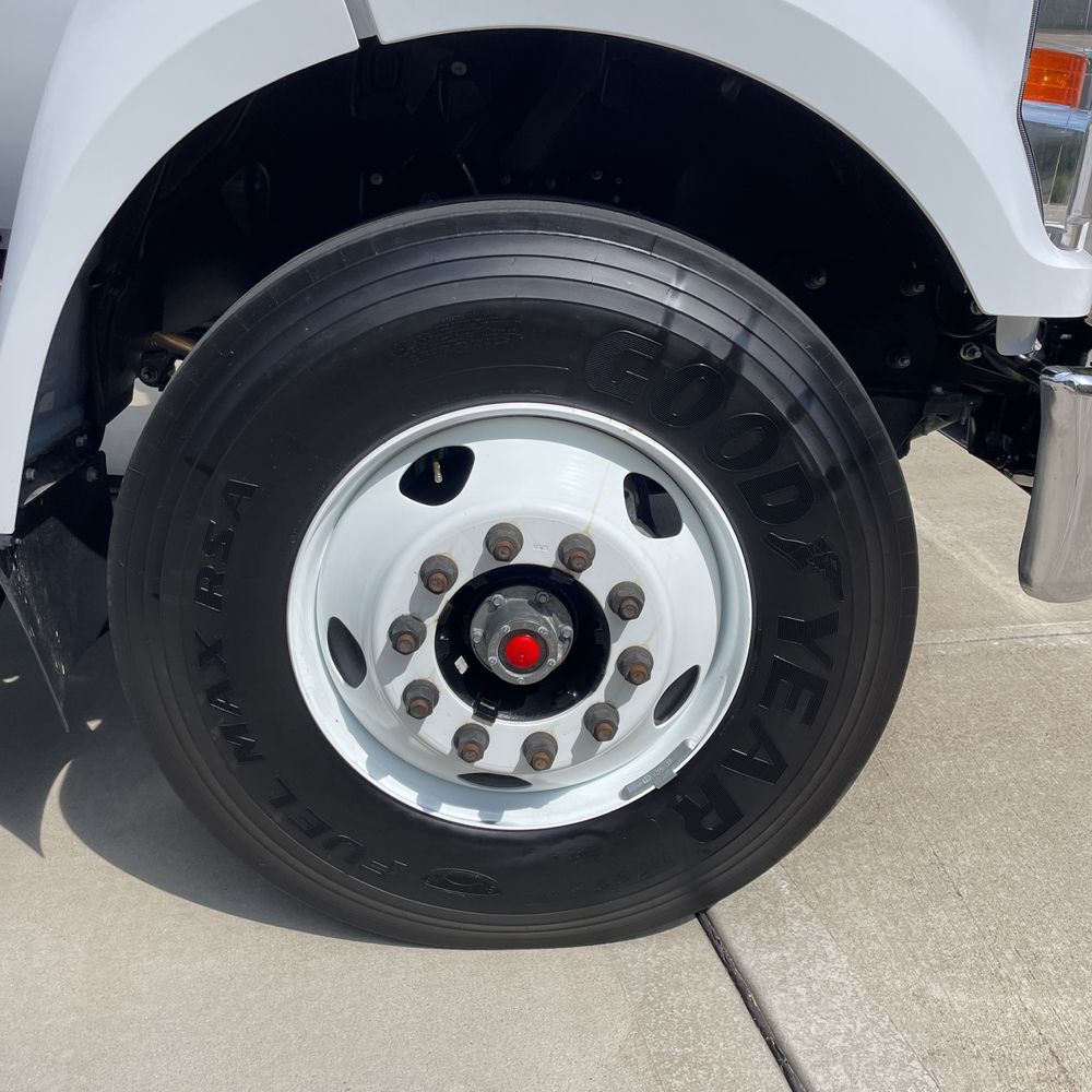 2025 Ford F-750 Super Duty