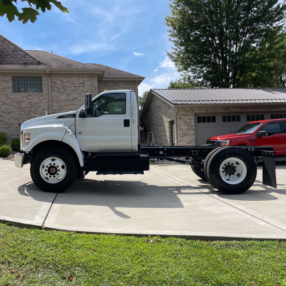 2025 Ford F-750 Super Duty