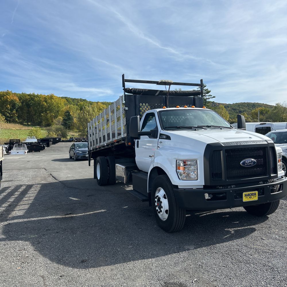 2016 Ford F750 Super duty