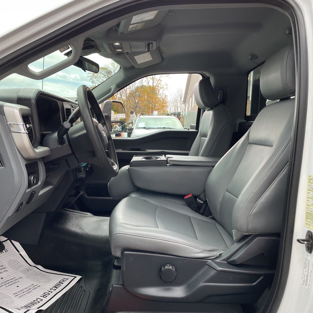 2023 Ford S/D C/C F450 XL