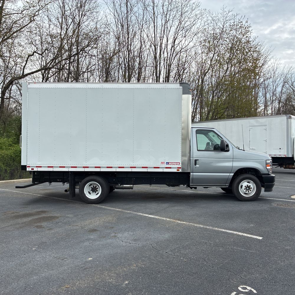 2026 Ford E-350