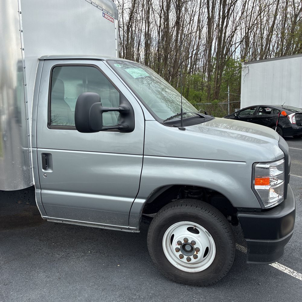 2026 Ford E-350