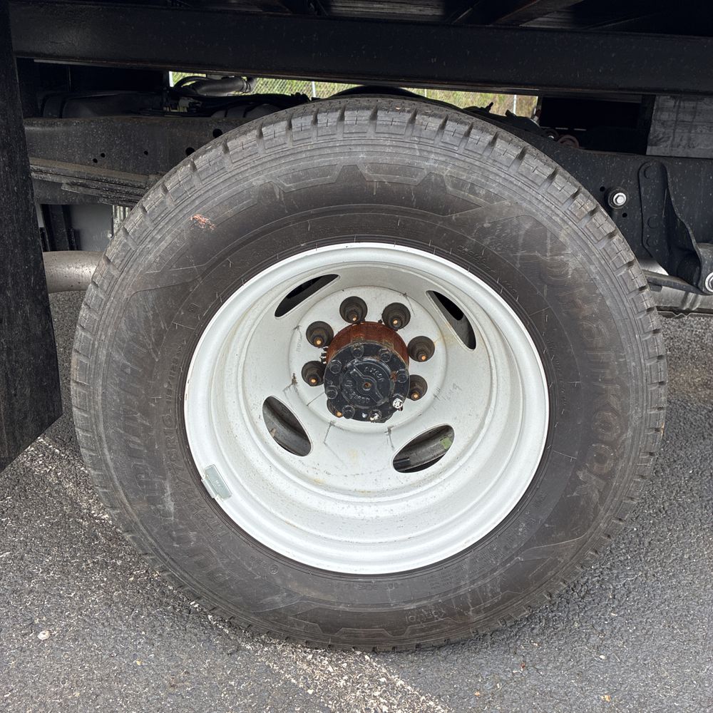 2026 Ford E-350