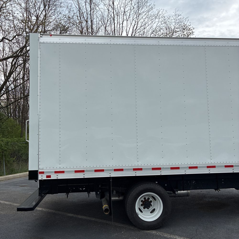 2026 Ford E-350