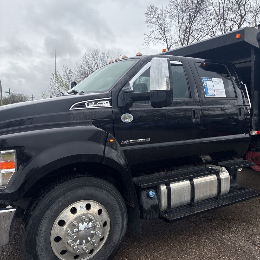 2016 Ford F-750 Diesel