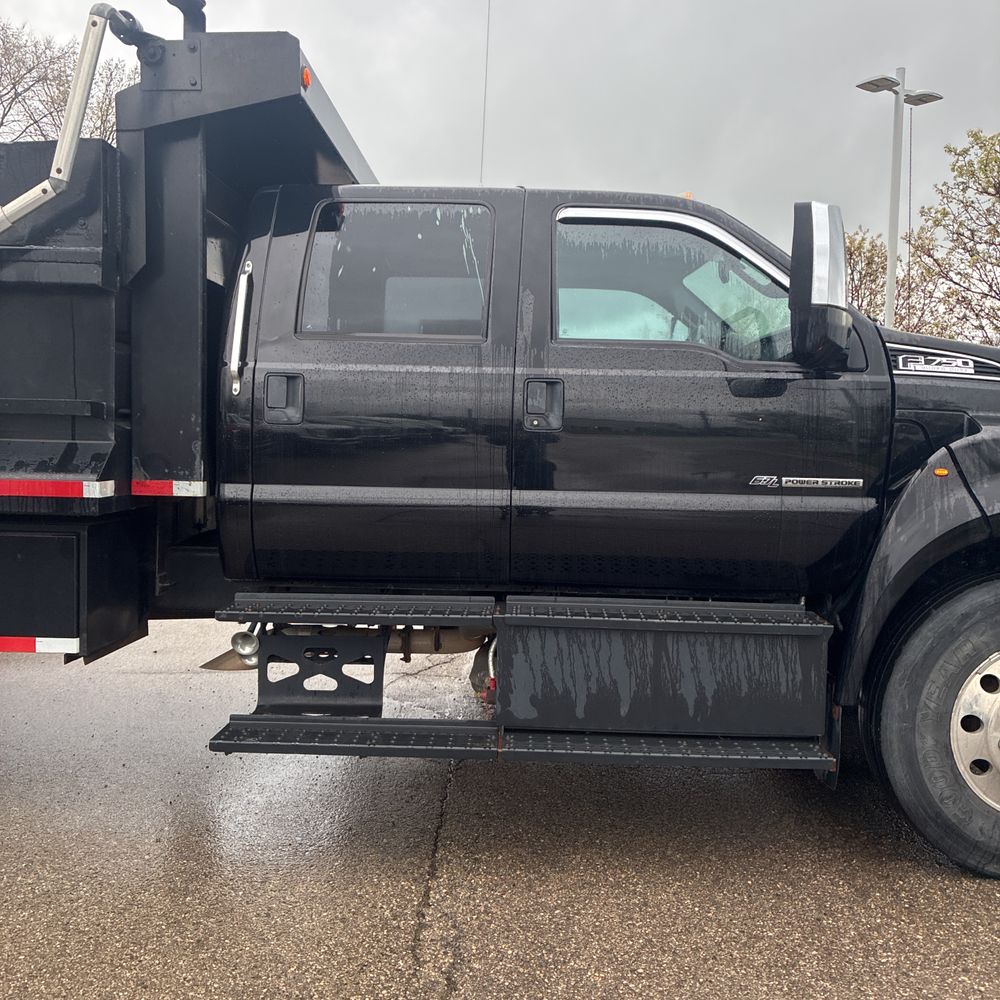 2016 Ford F-750 Diesel