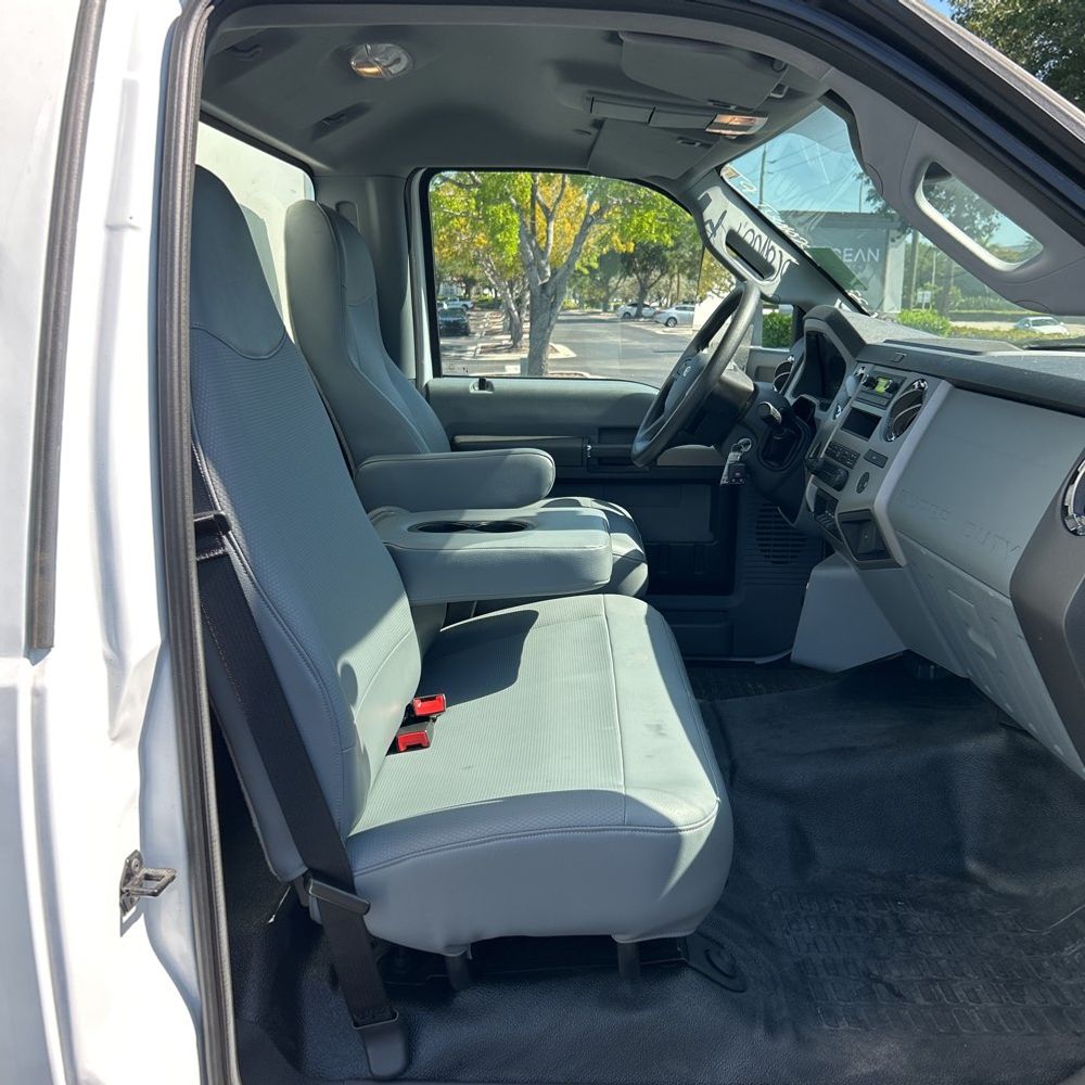 2025 Ford F750