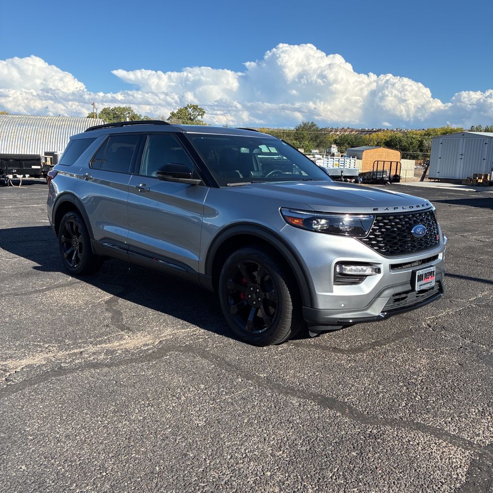 2024 Ford Explorer ST