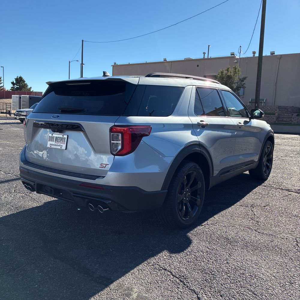 2024 Ford Explorer ST
