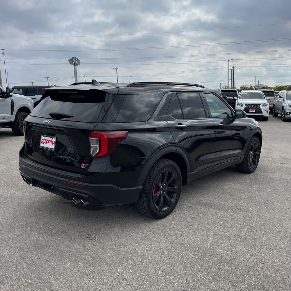 2024 Ford Explorer ST