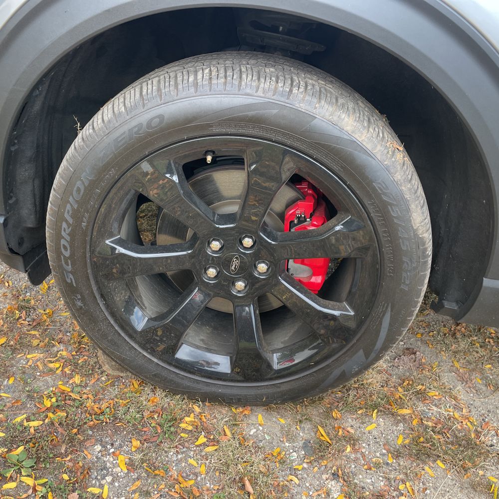 2022 Ford Explorer ST