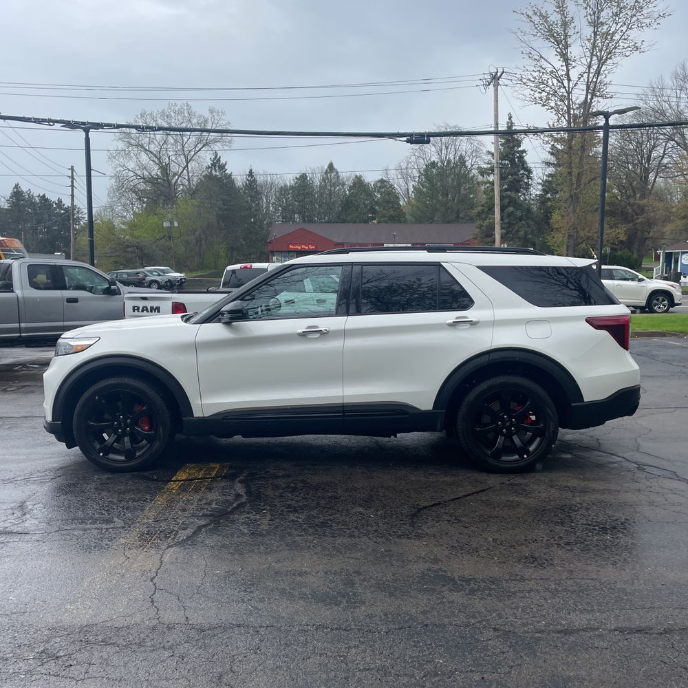 2023 Ford Explorer ST