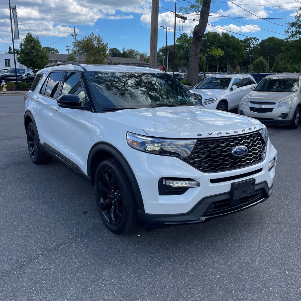 2022 Ford Explorer ST
