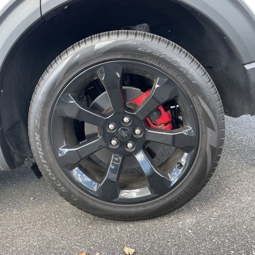 2022 Ford Explorer ST