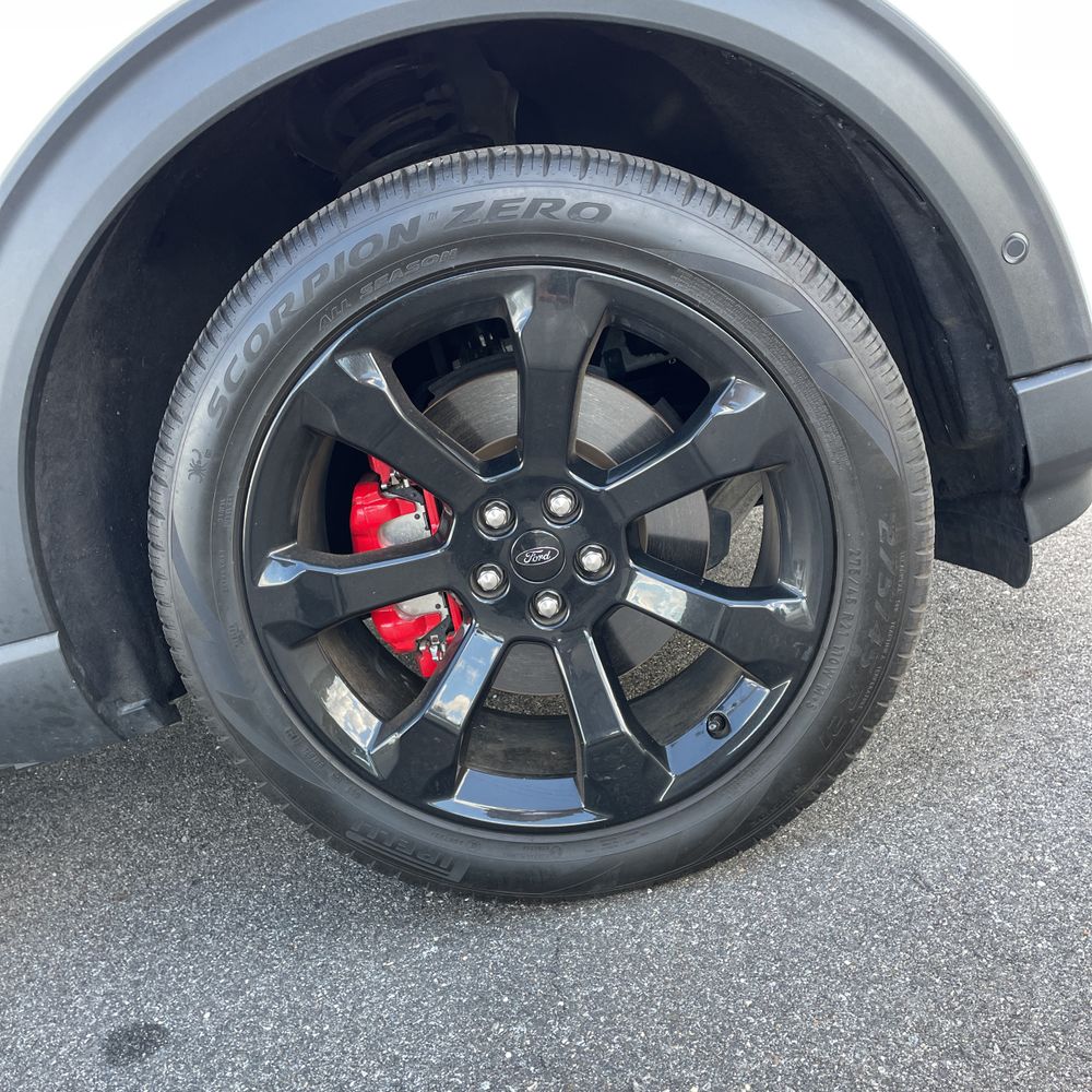 2022 Ford Explorer ST