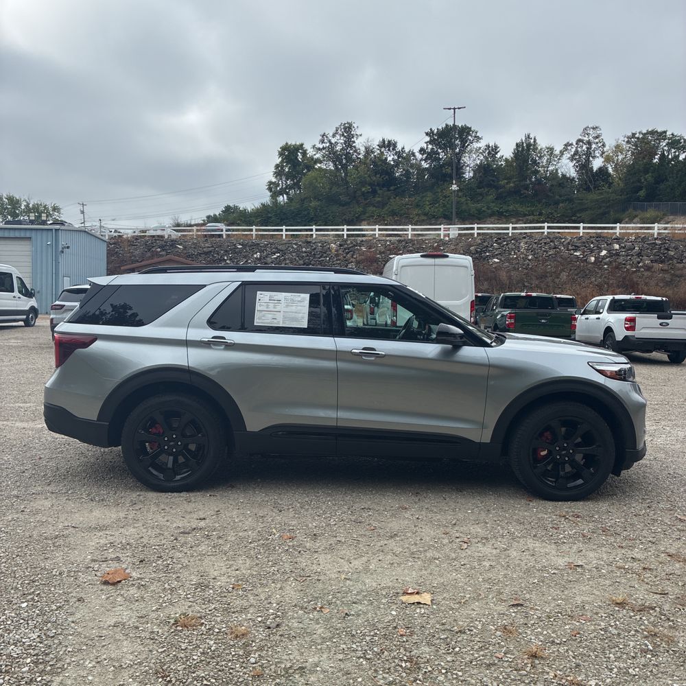 2024 Ford Explorer ST