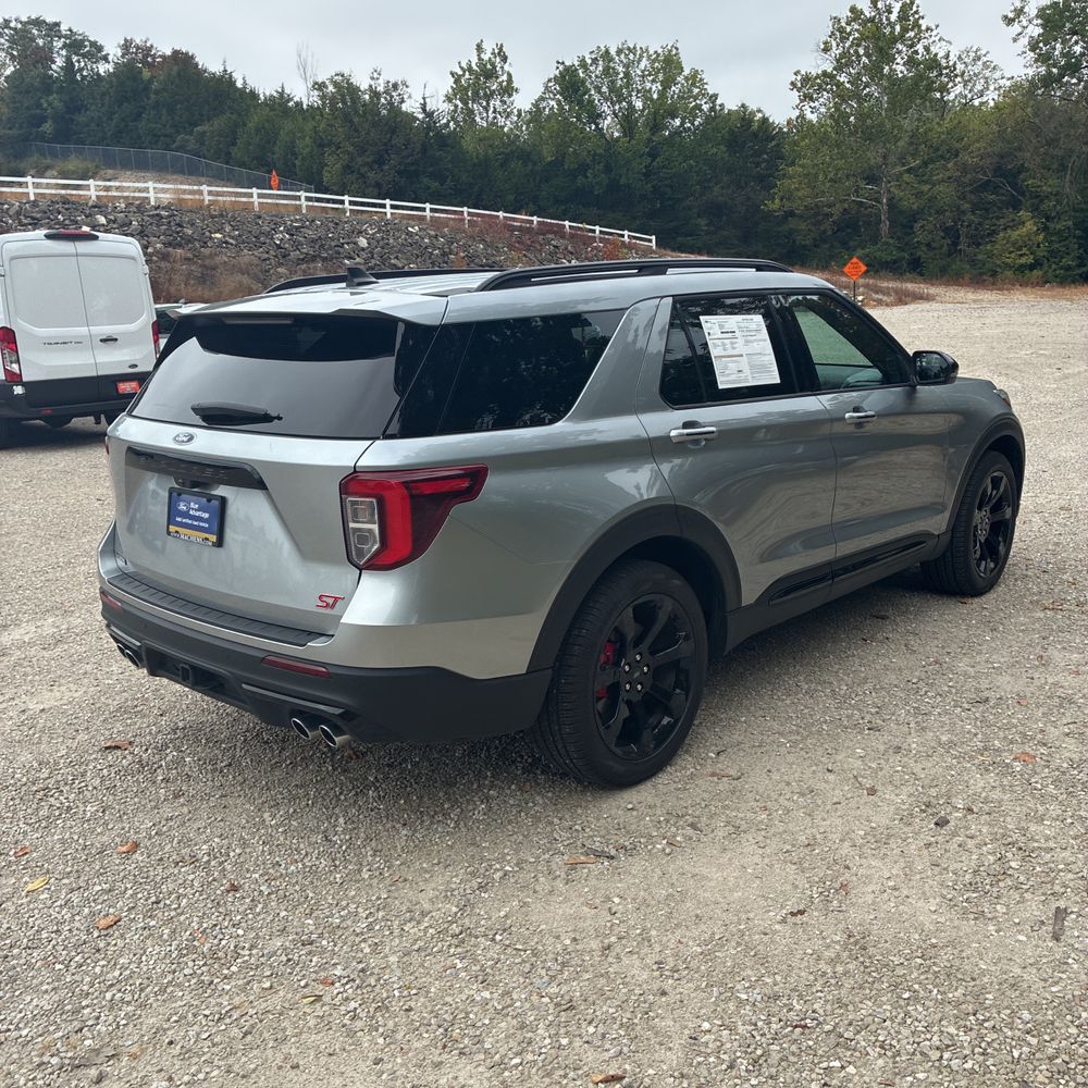 2024 Ford Explorer ST