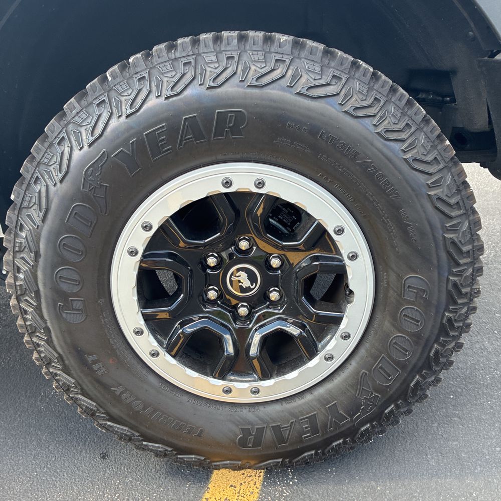 2024 Ford Bronco Black Diamond