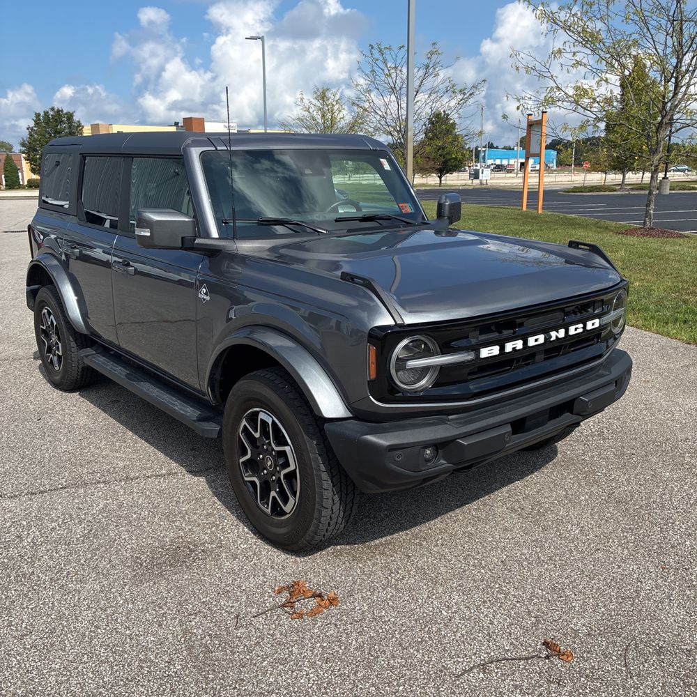 2023 Ford Bronco Outer Banks