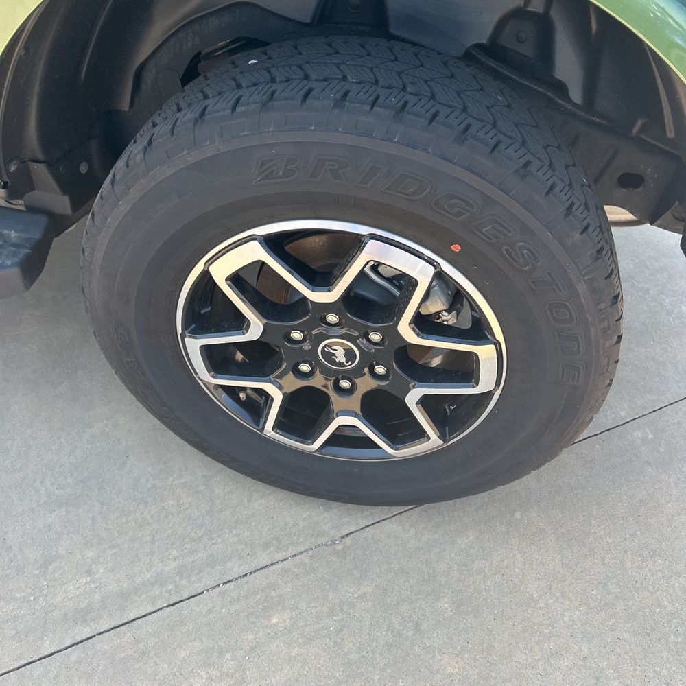 2024 Ford Bronco Outer Banks