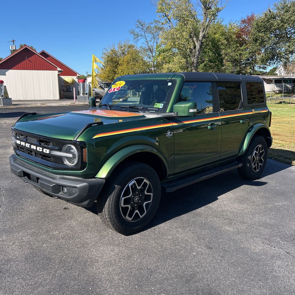 2024 Ford Bronco Outer Banks