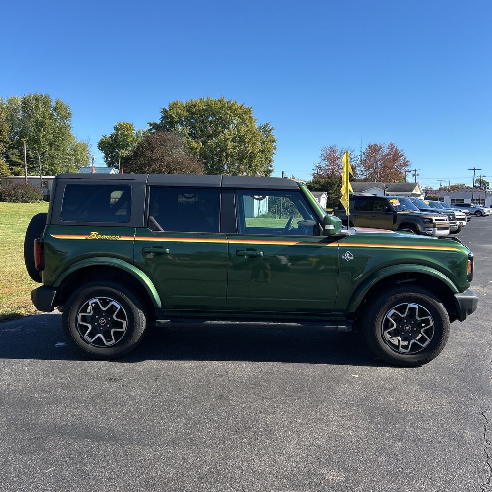 2024 Ford Bronco Outer Banks