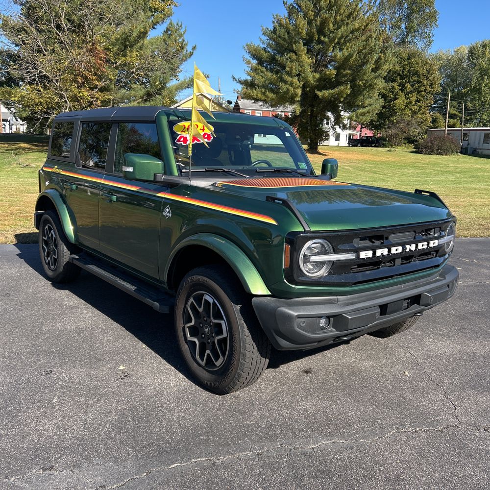 2024 Ford Bronco Outer Banks