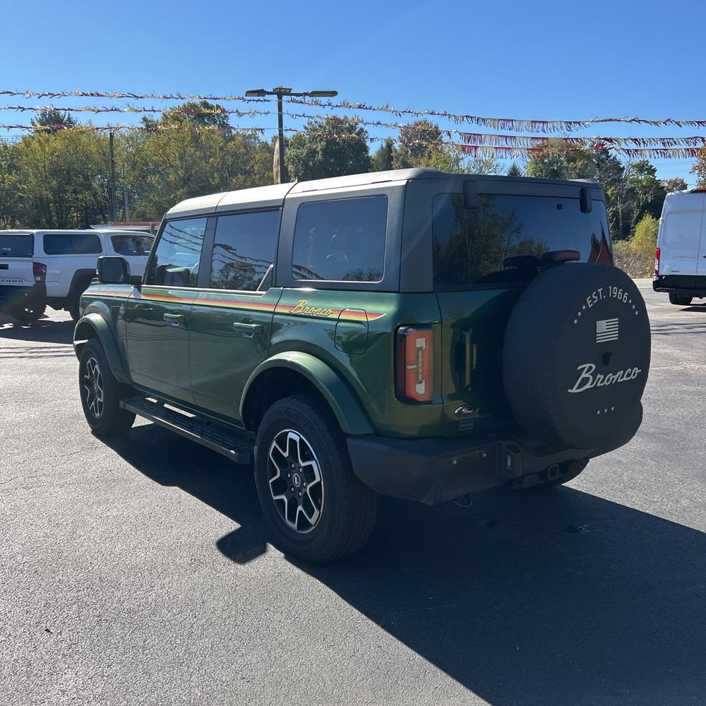 2024 Ford Bronco Outer Banks