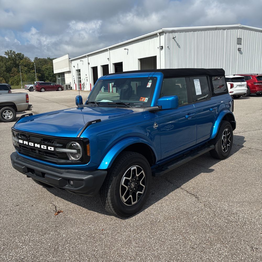 2024 Ford Bronco Outer Banks